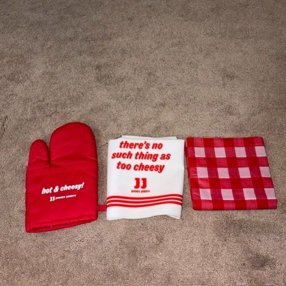 Rare Jimmy Johns Cookout Set Barbecue Oven Mitt Potholder Napkin Tablecloth